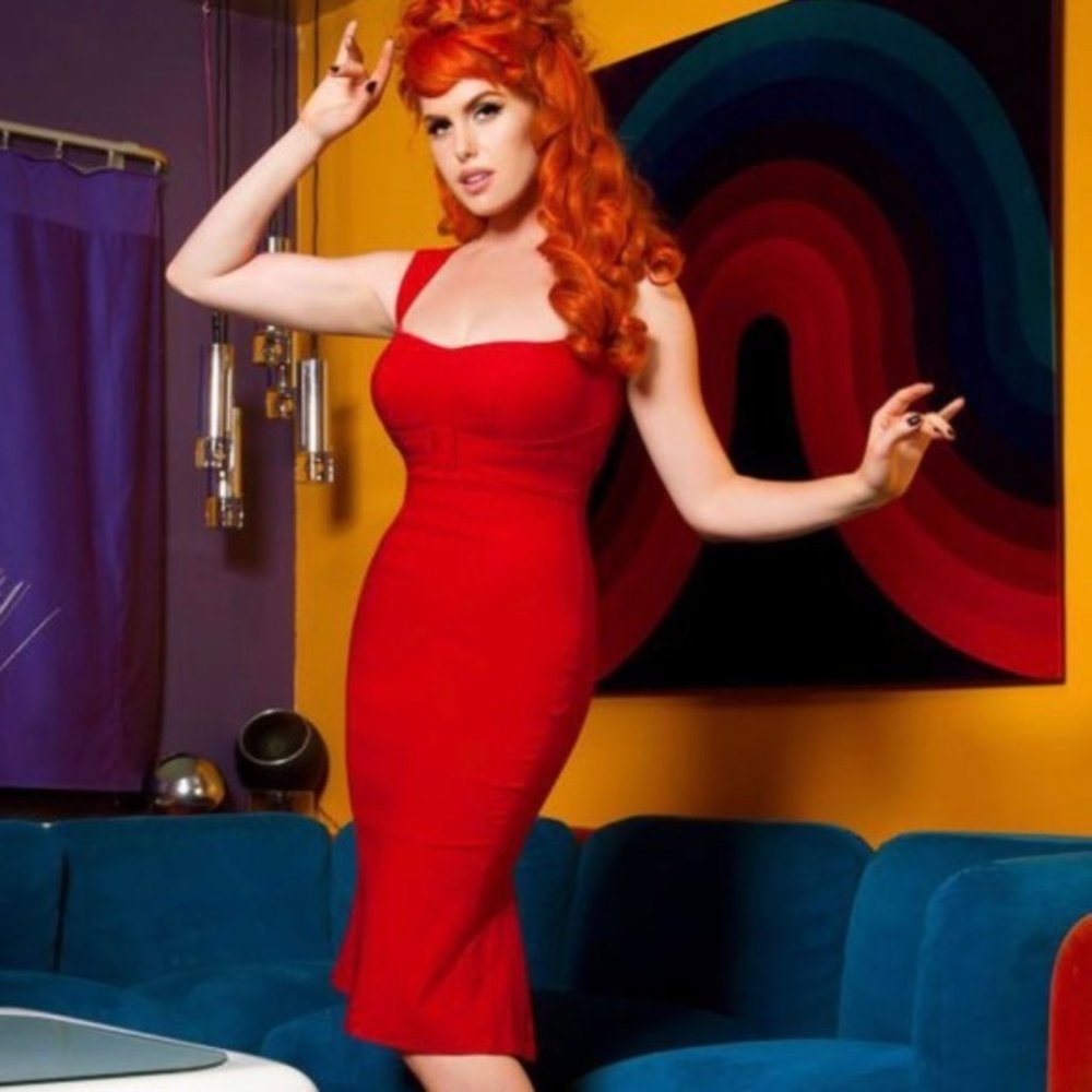 PInUp Couture Size Medium wiggle Jessica dress worn once! RED